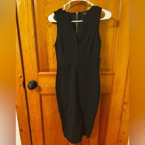 NWT Lulu’s black dress with zipper back